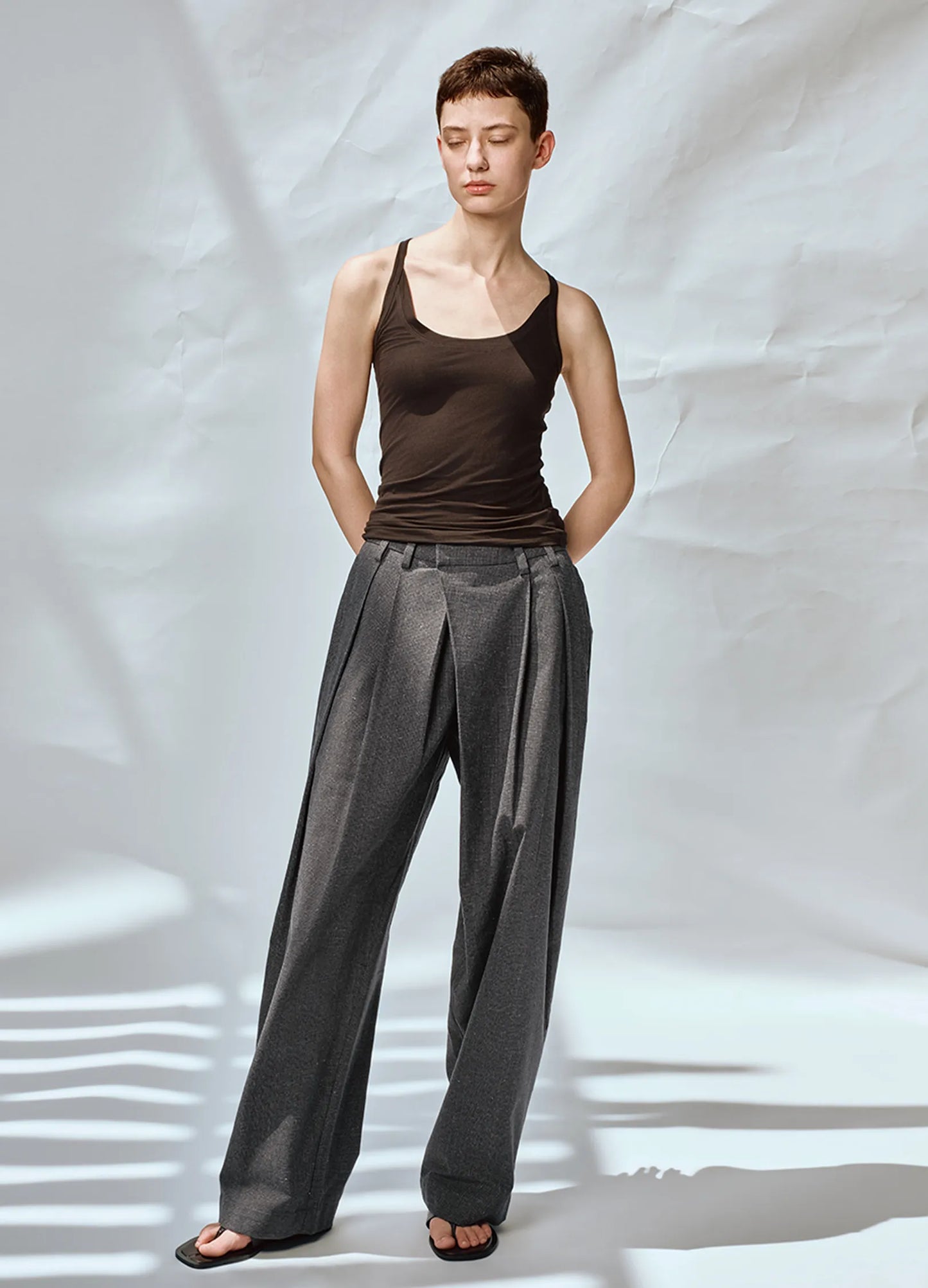 Linen Pleated Trousers