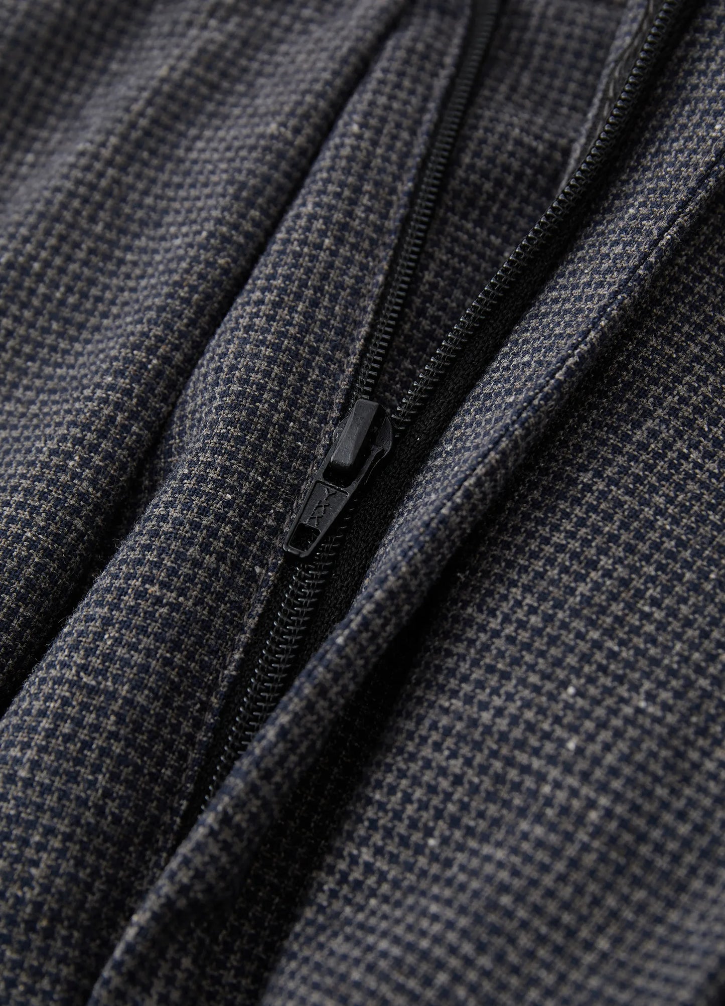 Linen Pleated Trousers