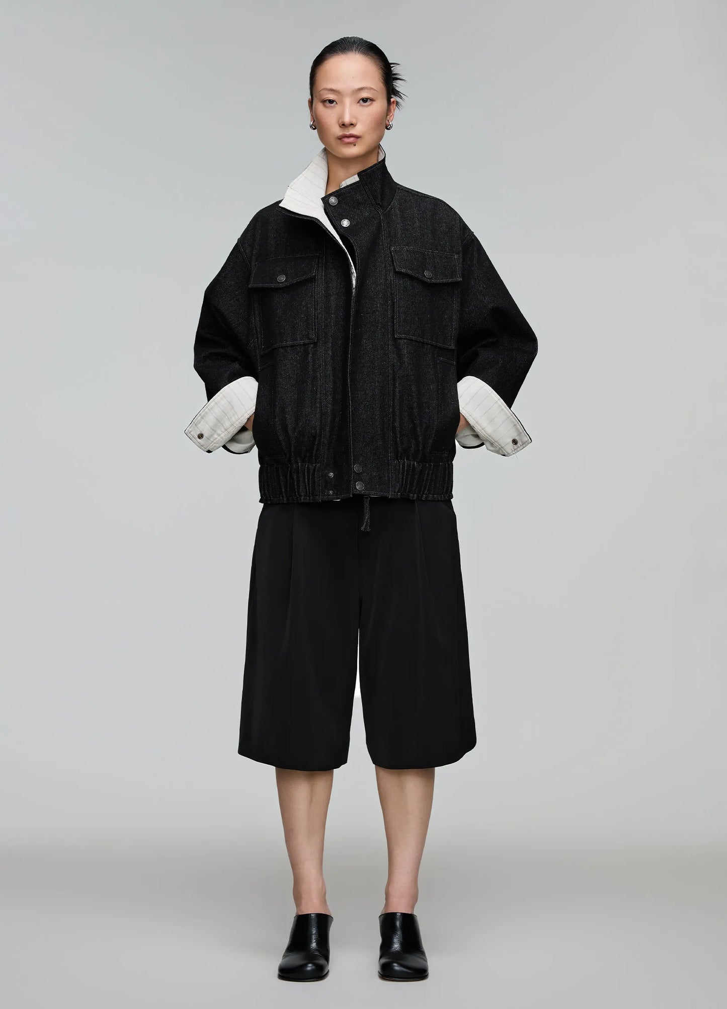 Pleated Suit Shorts