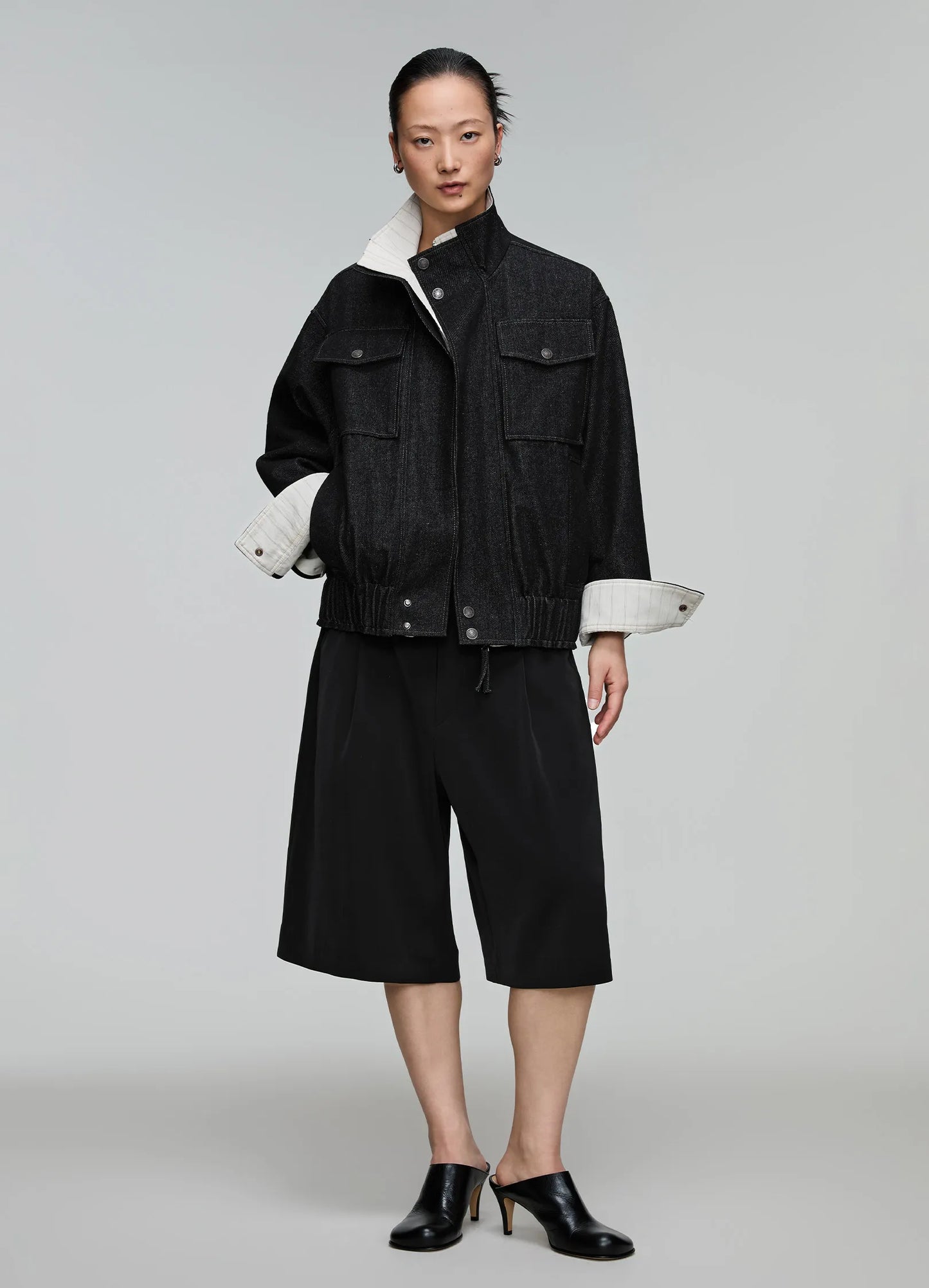 Pleated Suit Shorts