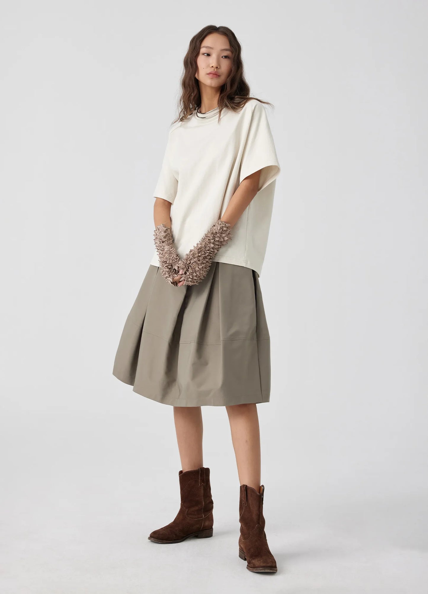 Pointed Sleeves