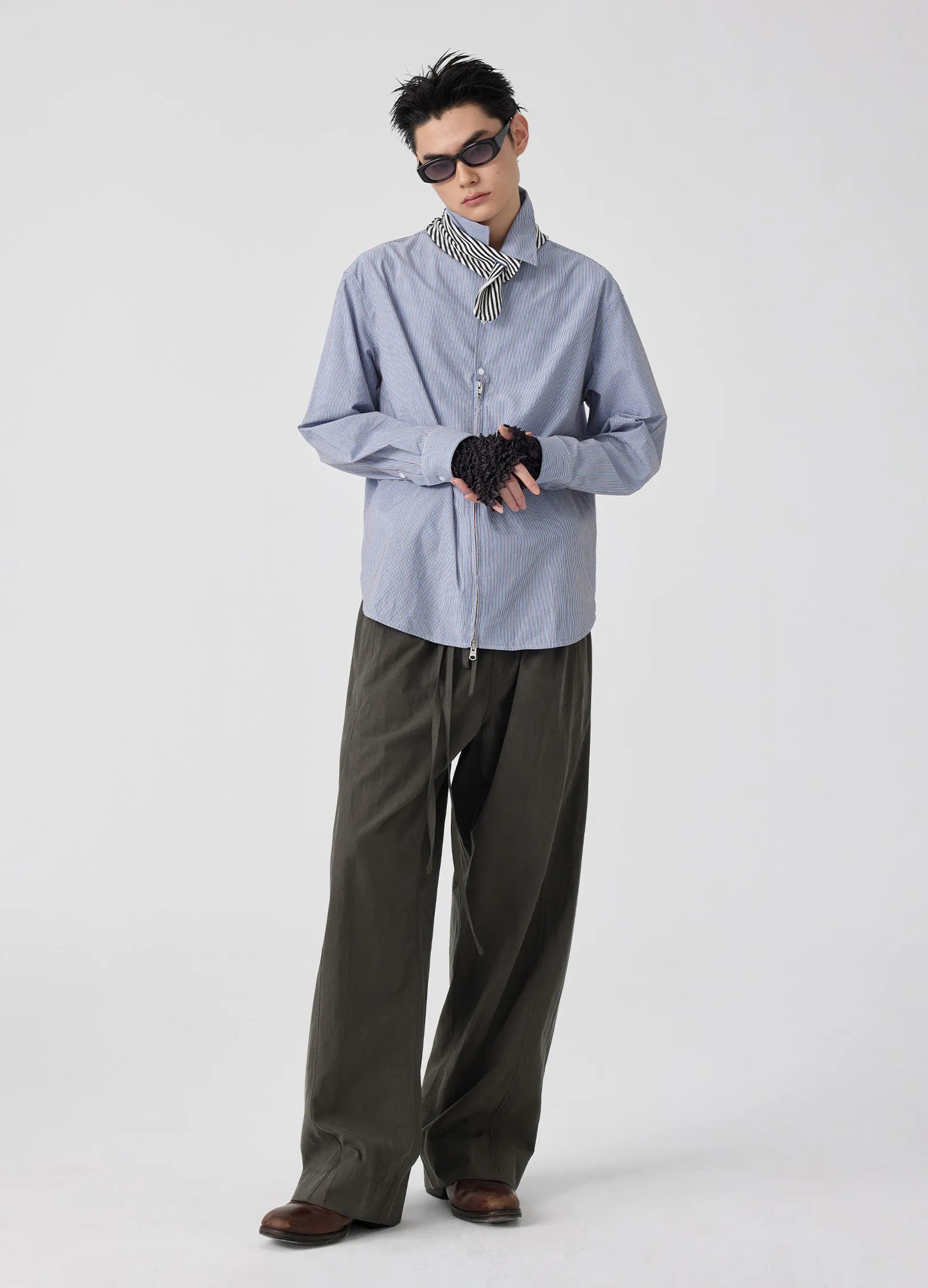 Pointed Sleeves