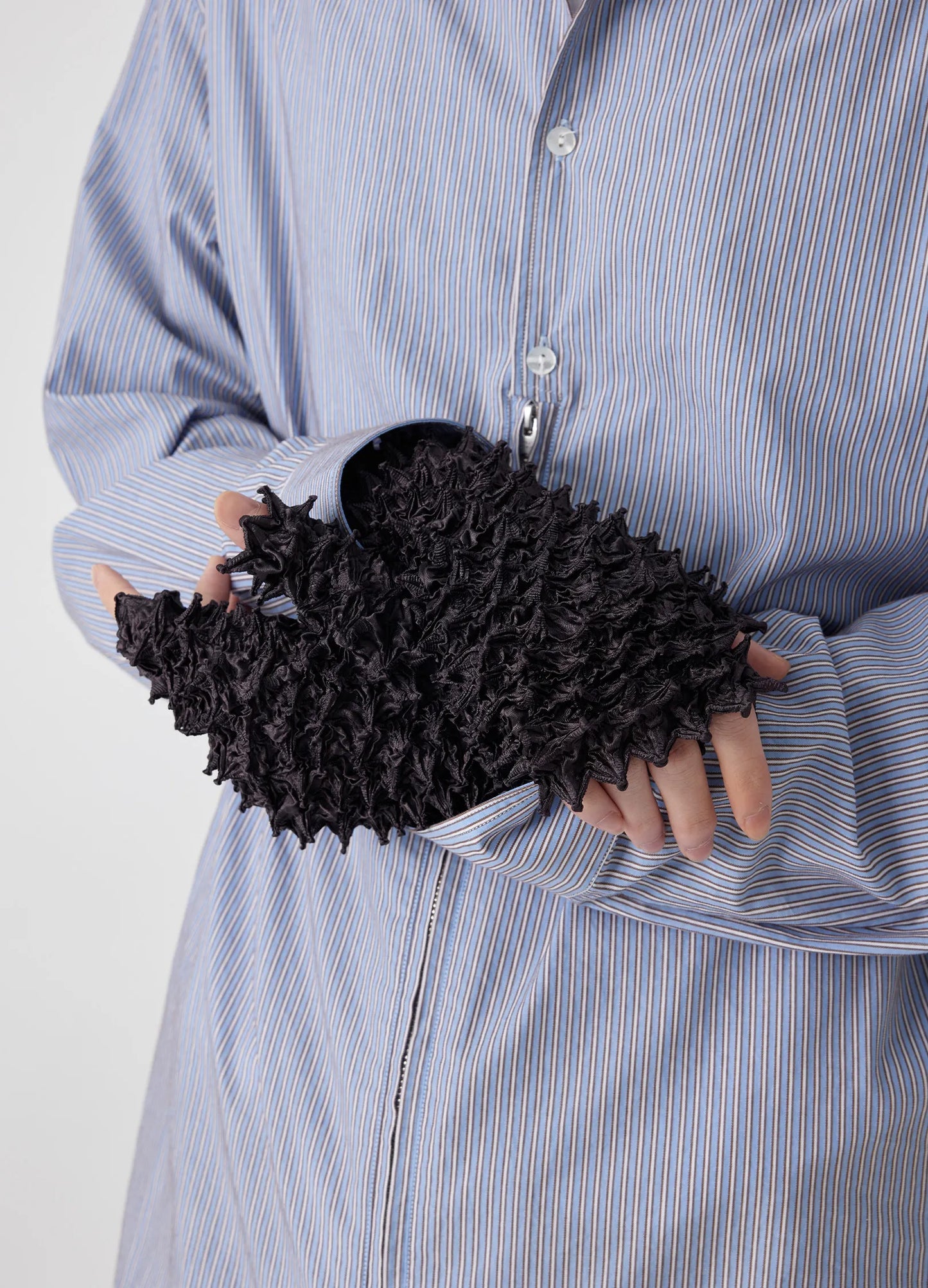Pointed Sleeves