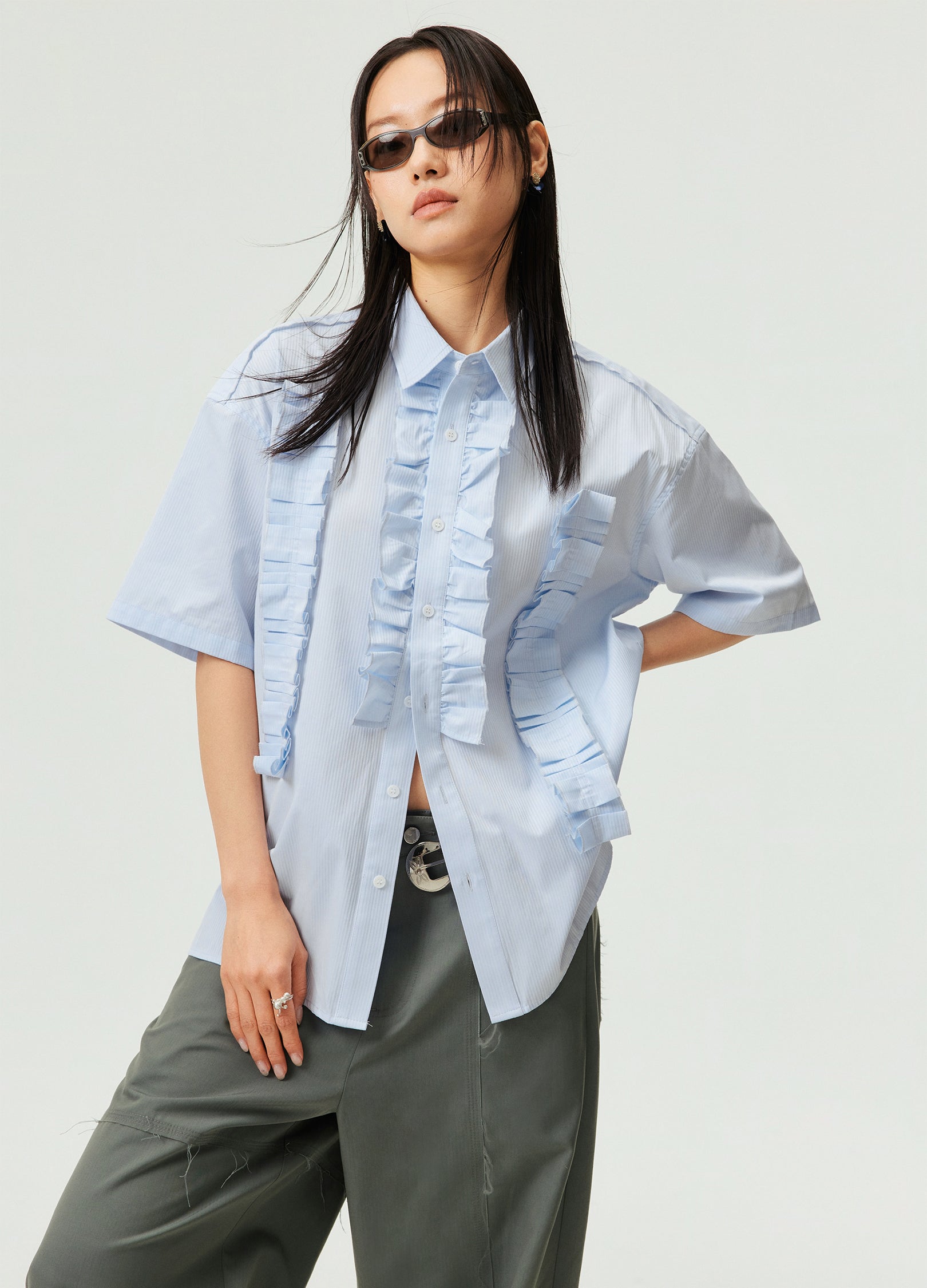 Blue striped short sleeve shirt hotsell