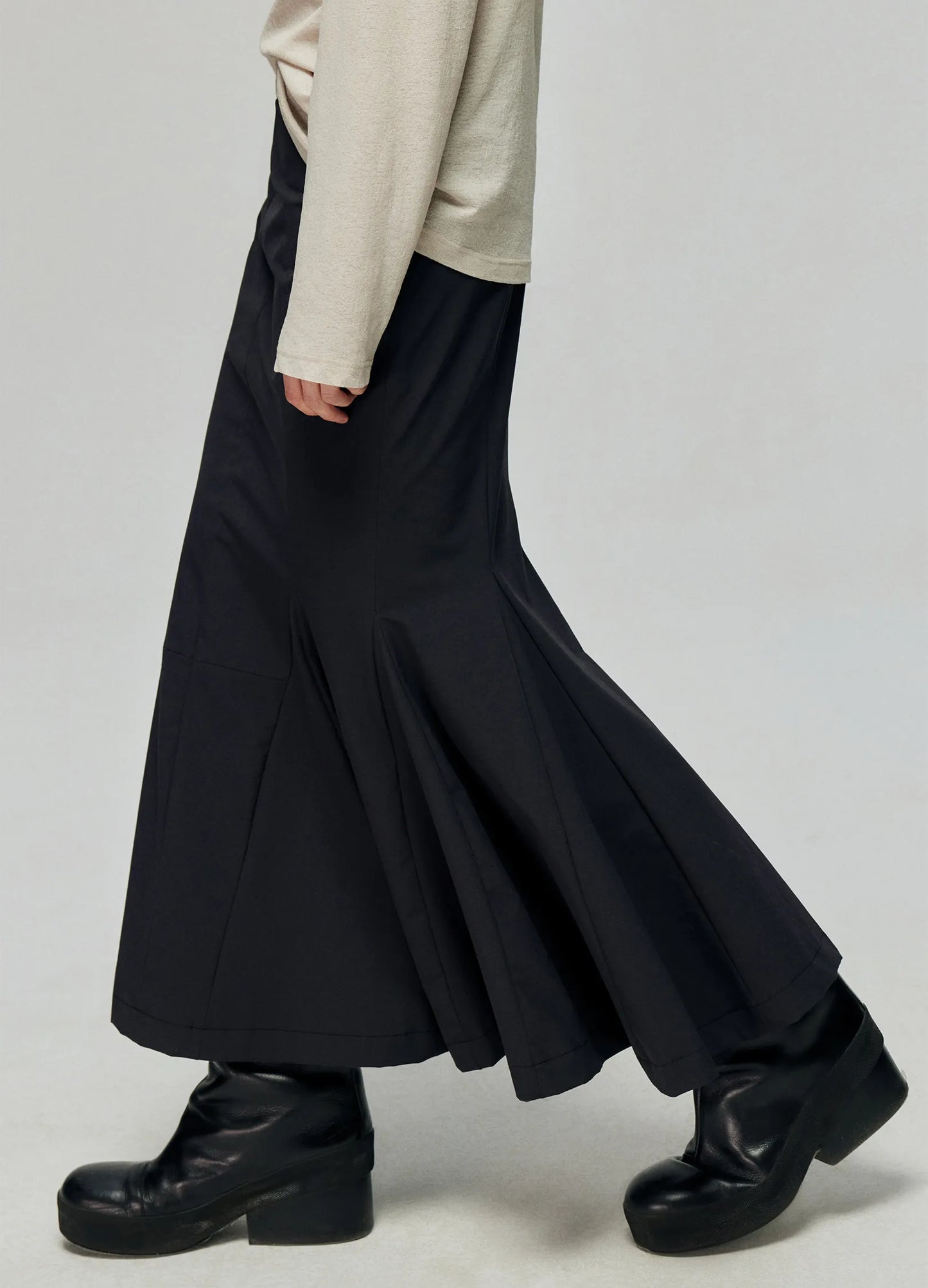 Slim Fishtail Skirt