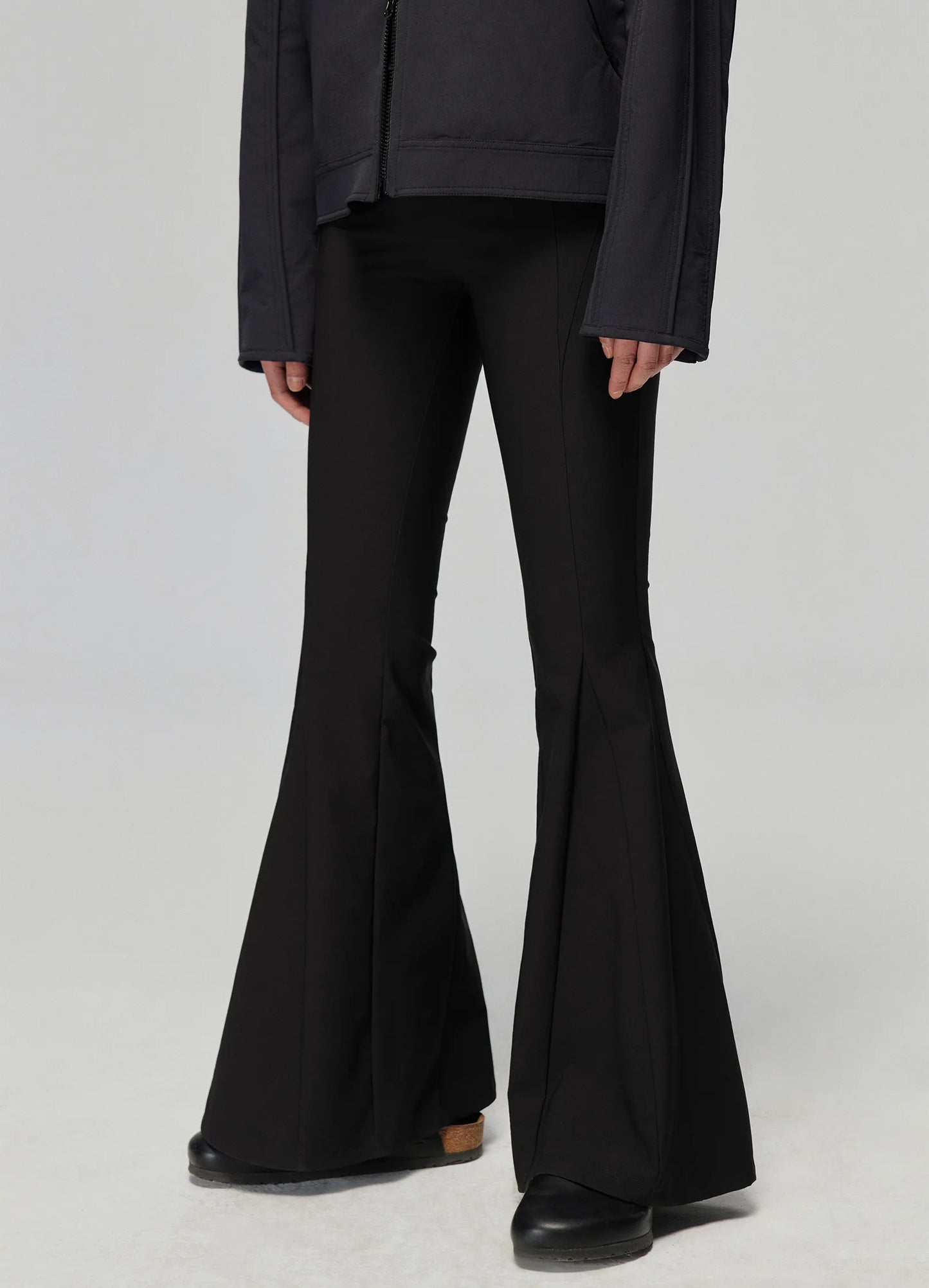 Slim Flared Elastic Trousers