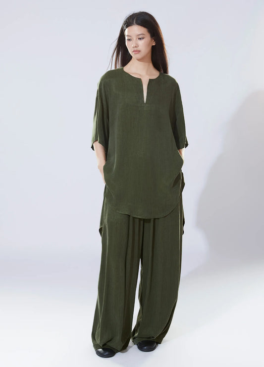 Traditional V Light Overshirt