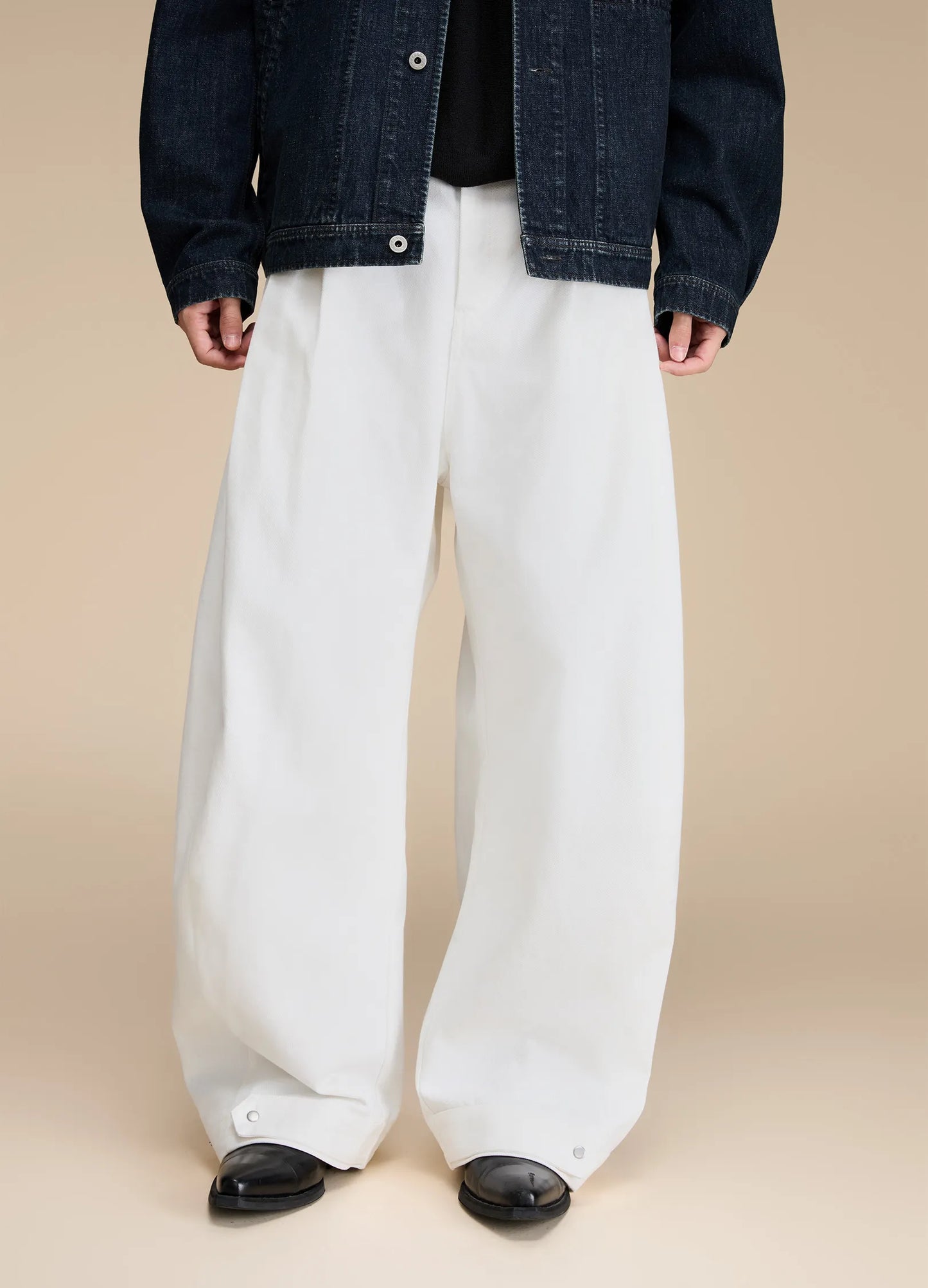 Wide Balloon Pleats