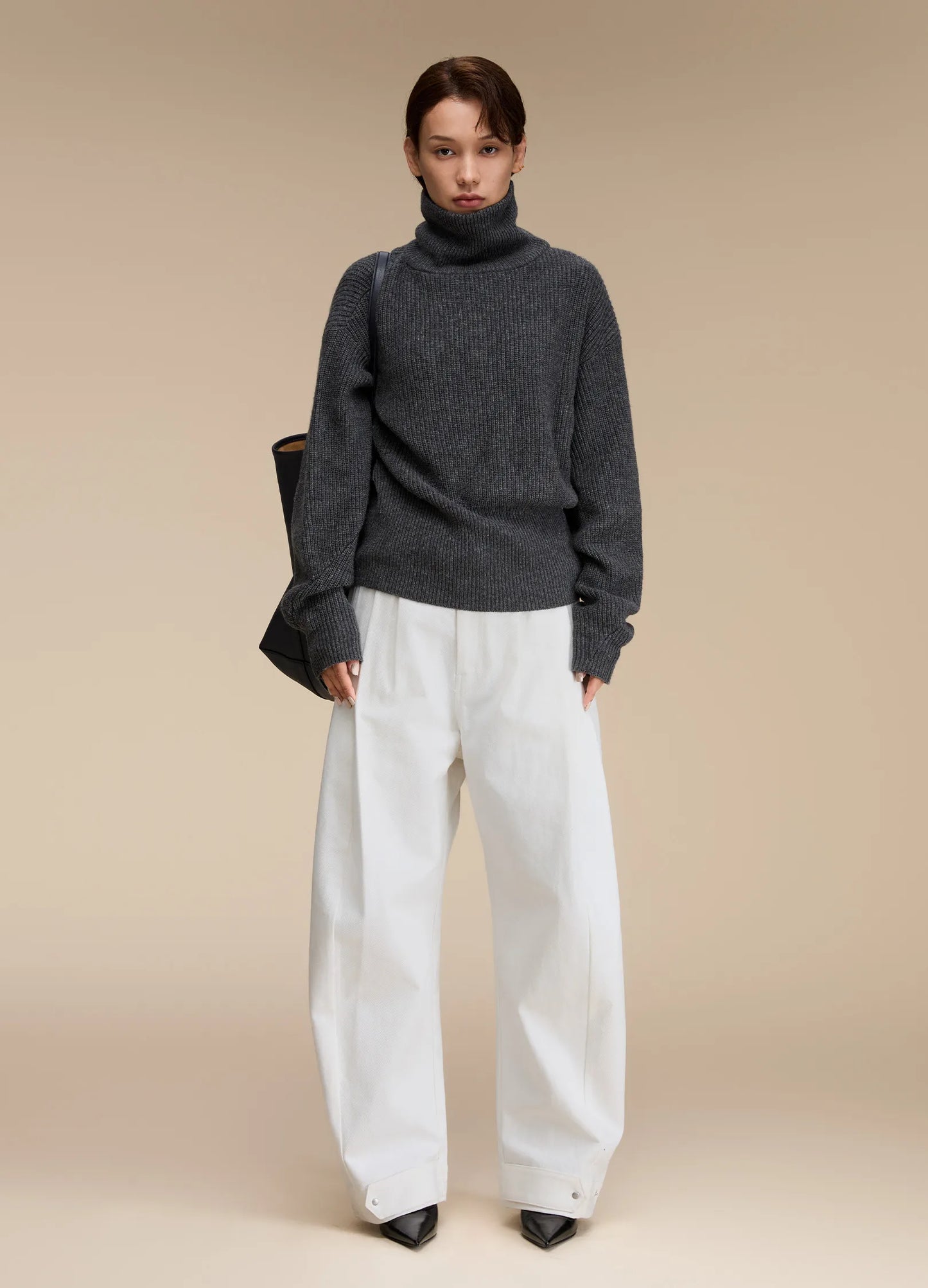 Wide Balloon Pleats