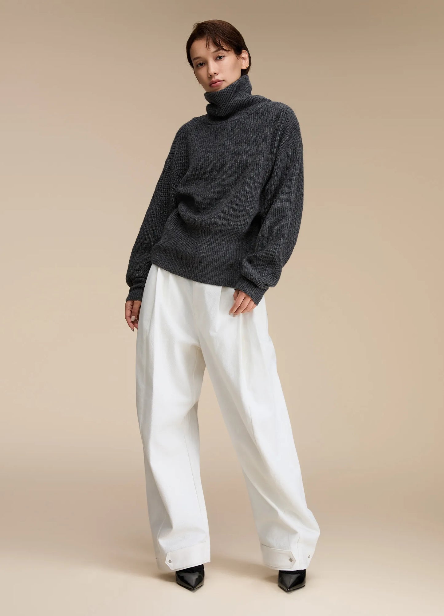 Wide Balloon Pleats