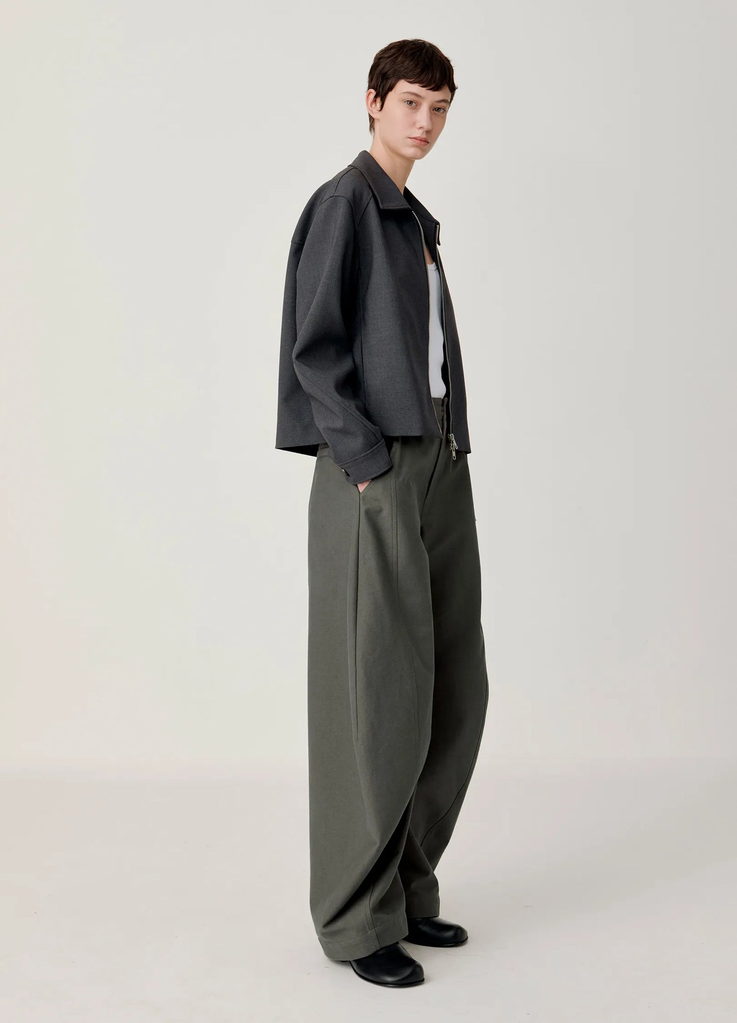 Curved Stitch Wide Trousers
