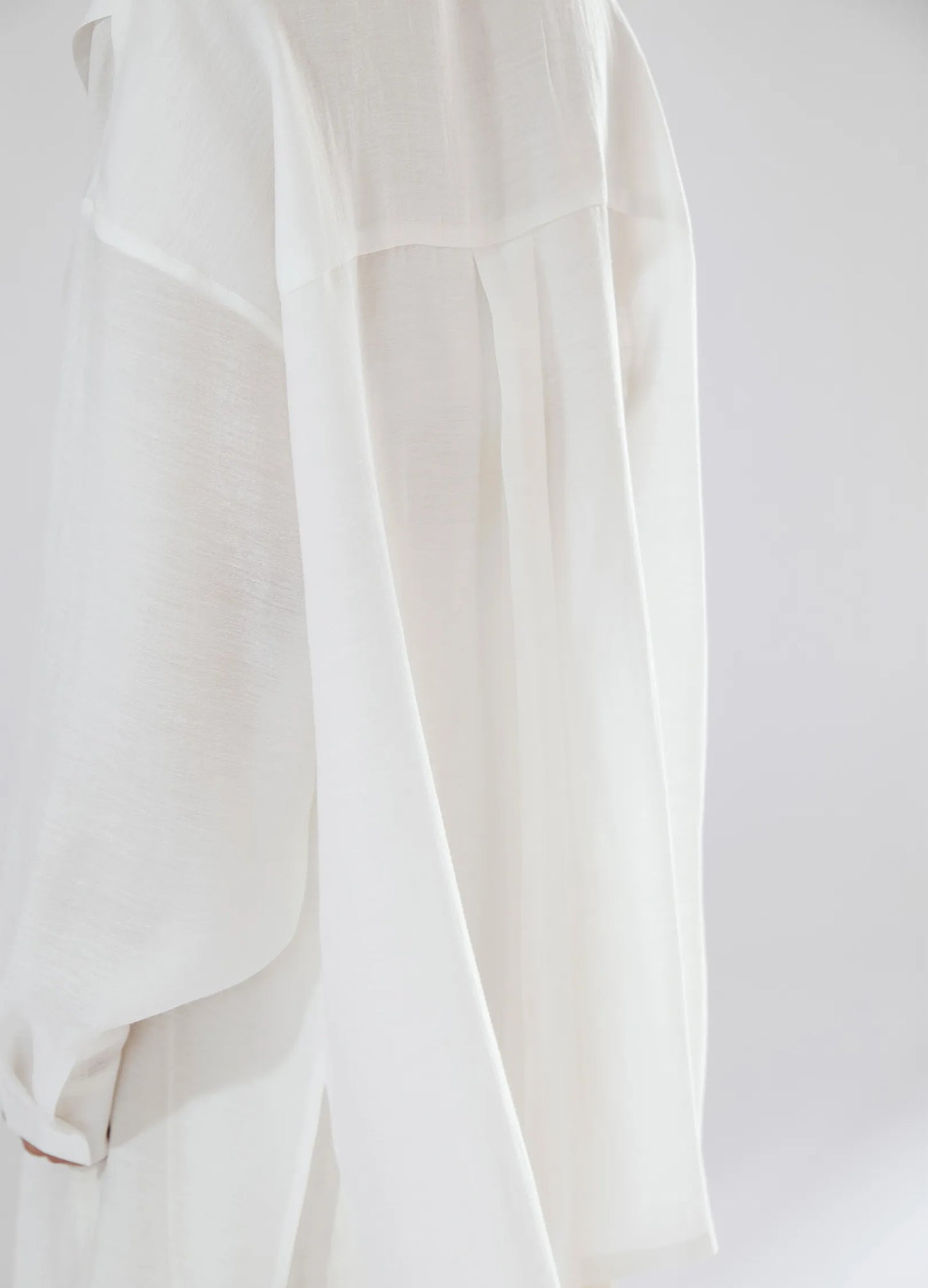 Extended Pleated Shirt