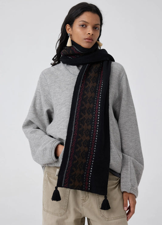 Graphic Knit Scarf