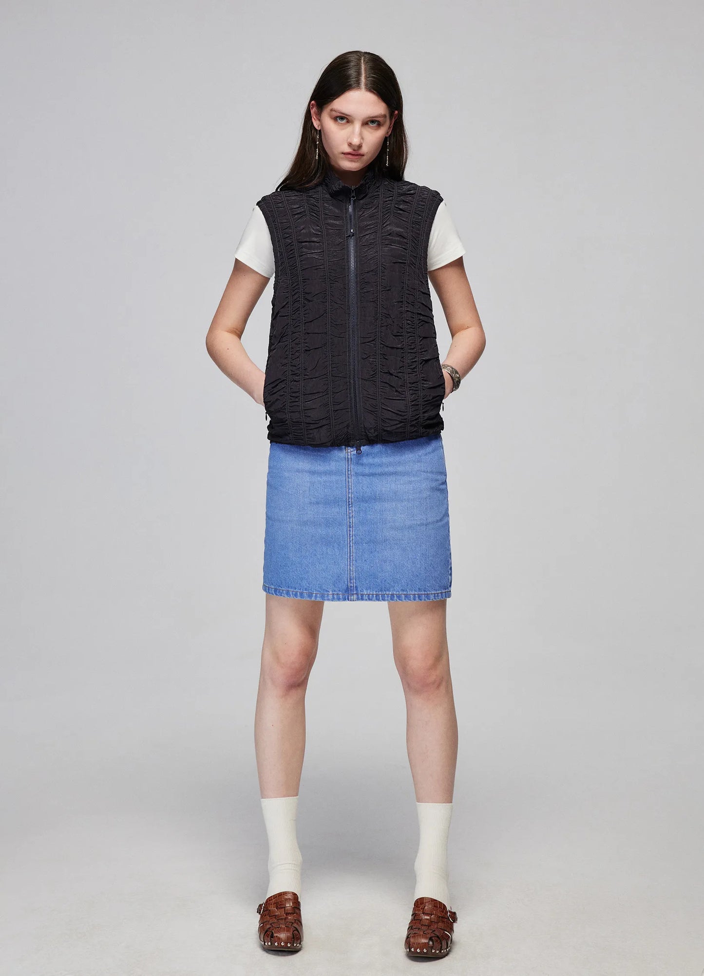Groove Fitted Vest