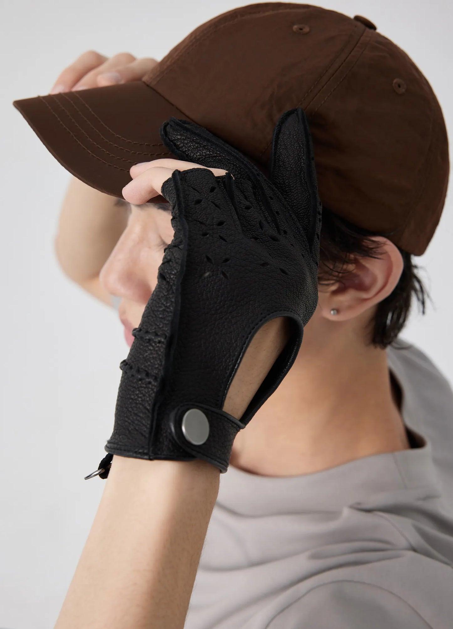 Hollow Leather Driver Gloves