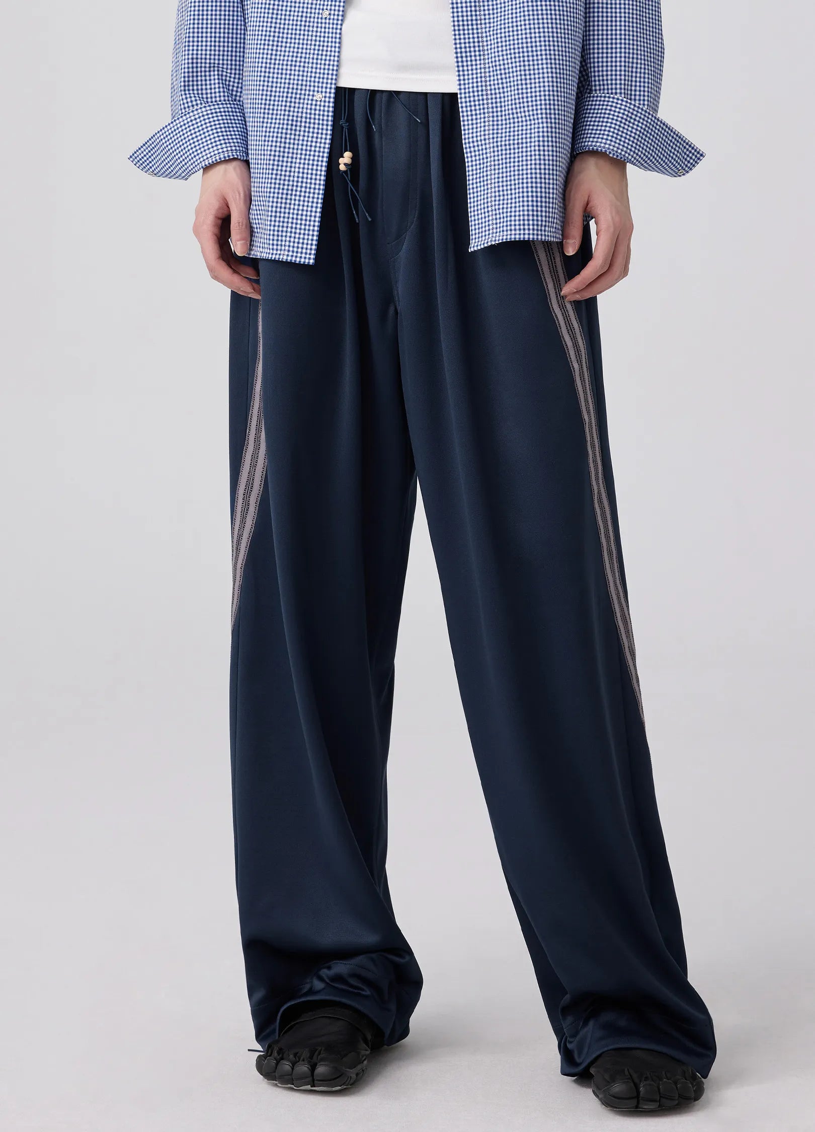Loose Side Seam Track Pants – VERSEAS