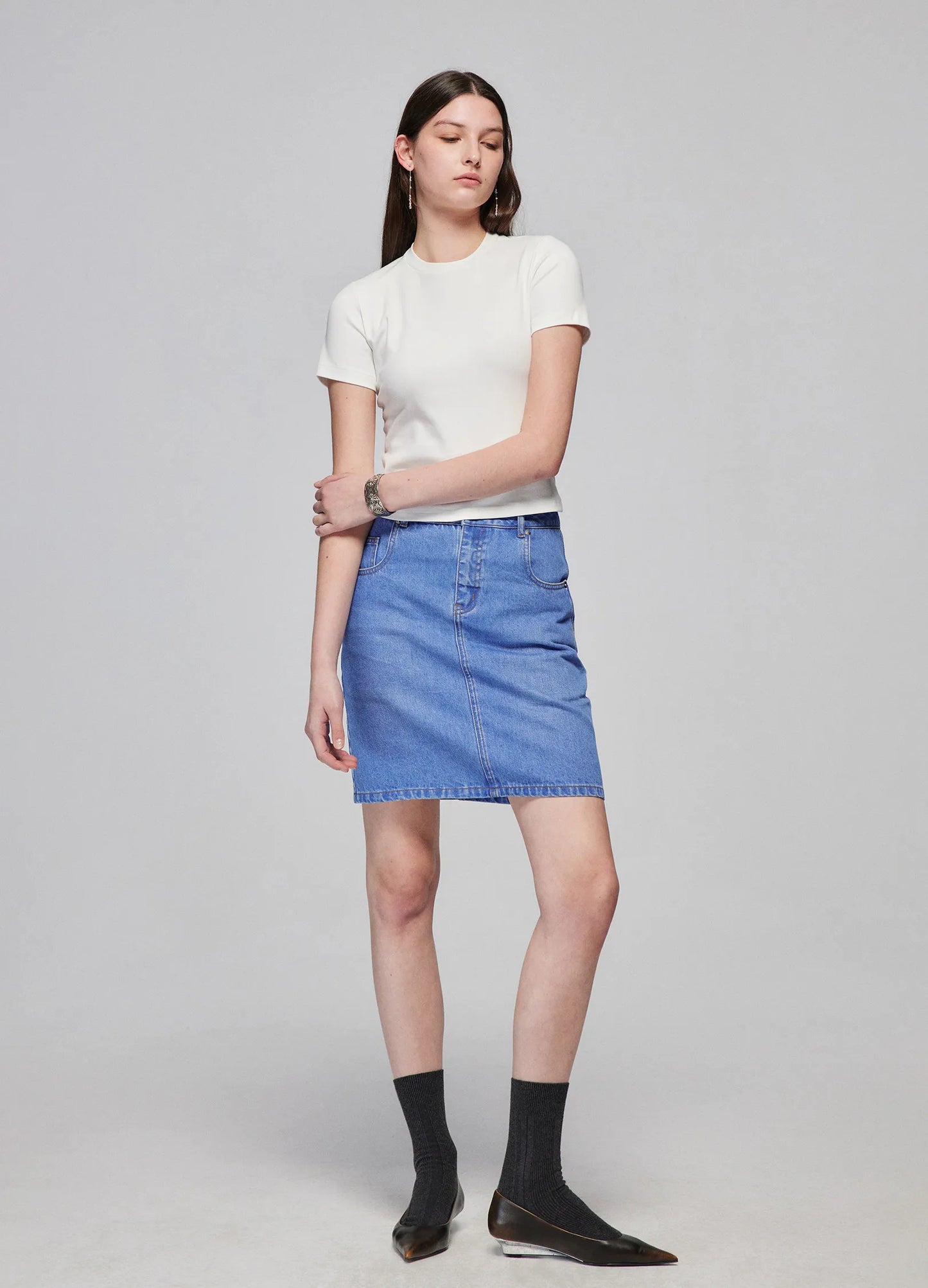 Minimal Logo Tee Womens