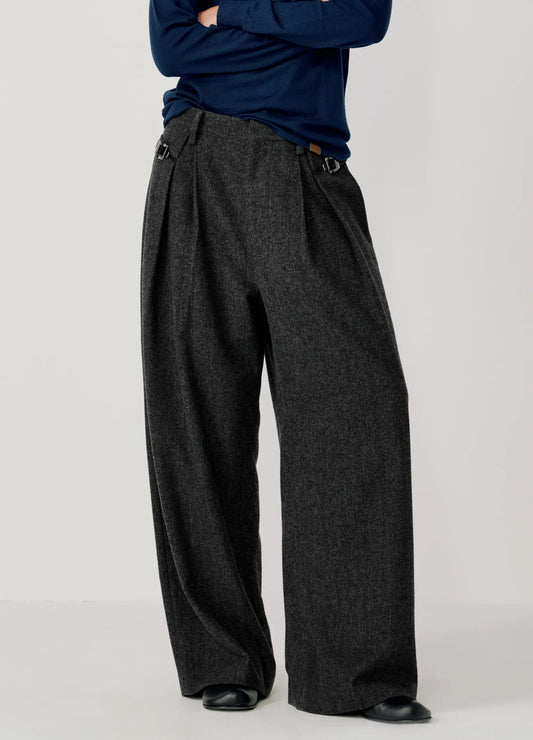 Pleated Knit Trousers