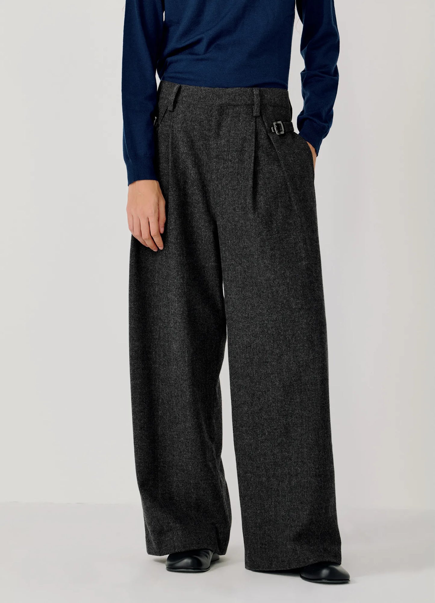 Pleated Knit Trousers