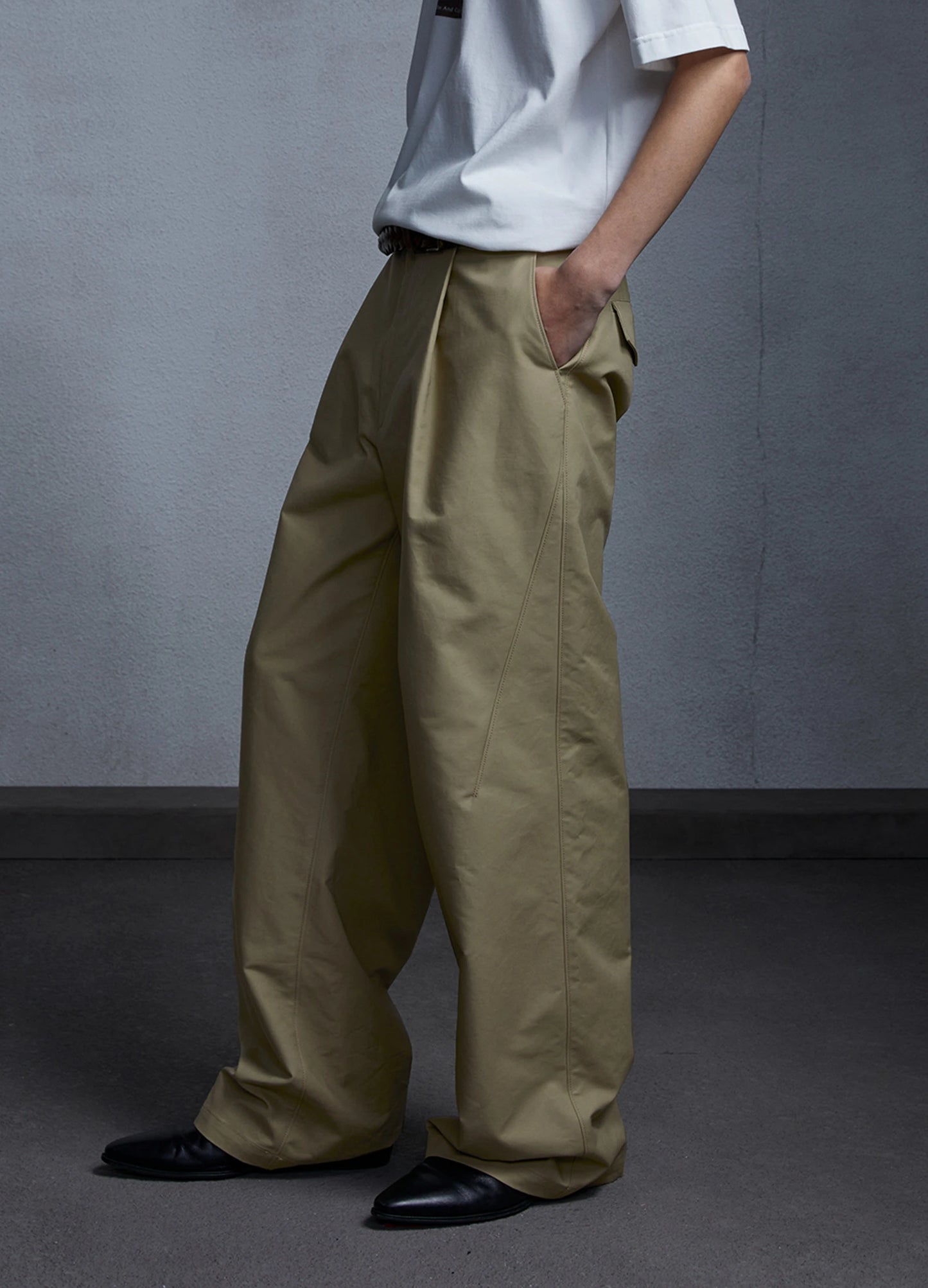 Pleated Chino Trousers