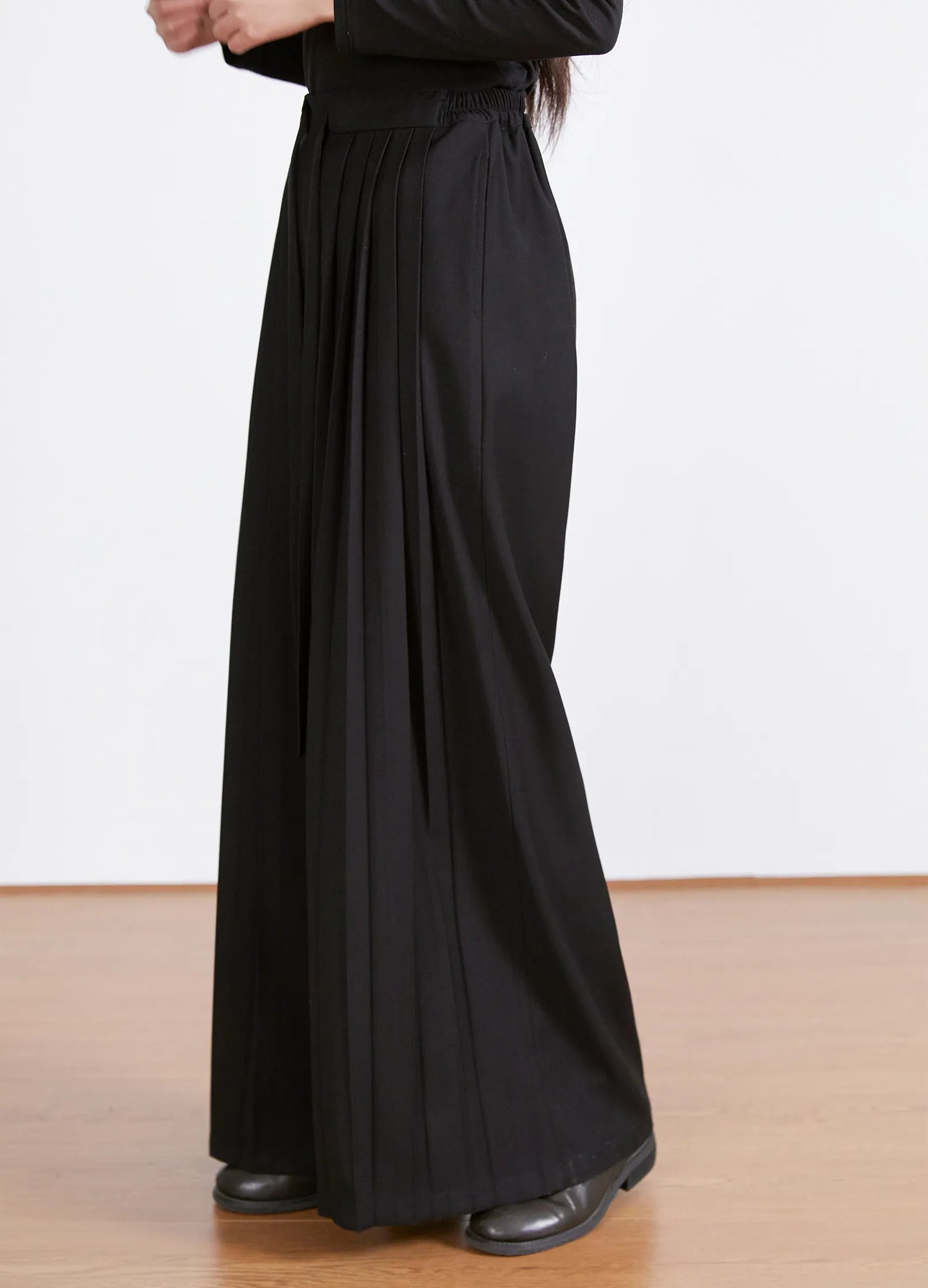 Pleated Wide Leg Trousers