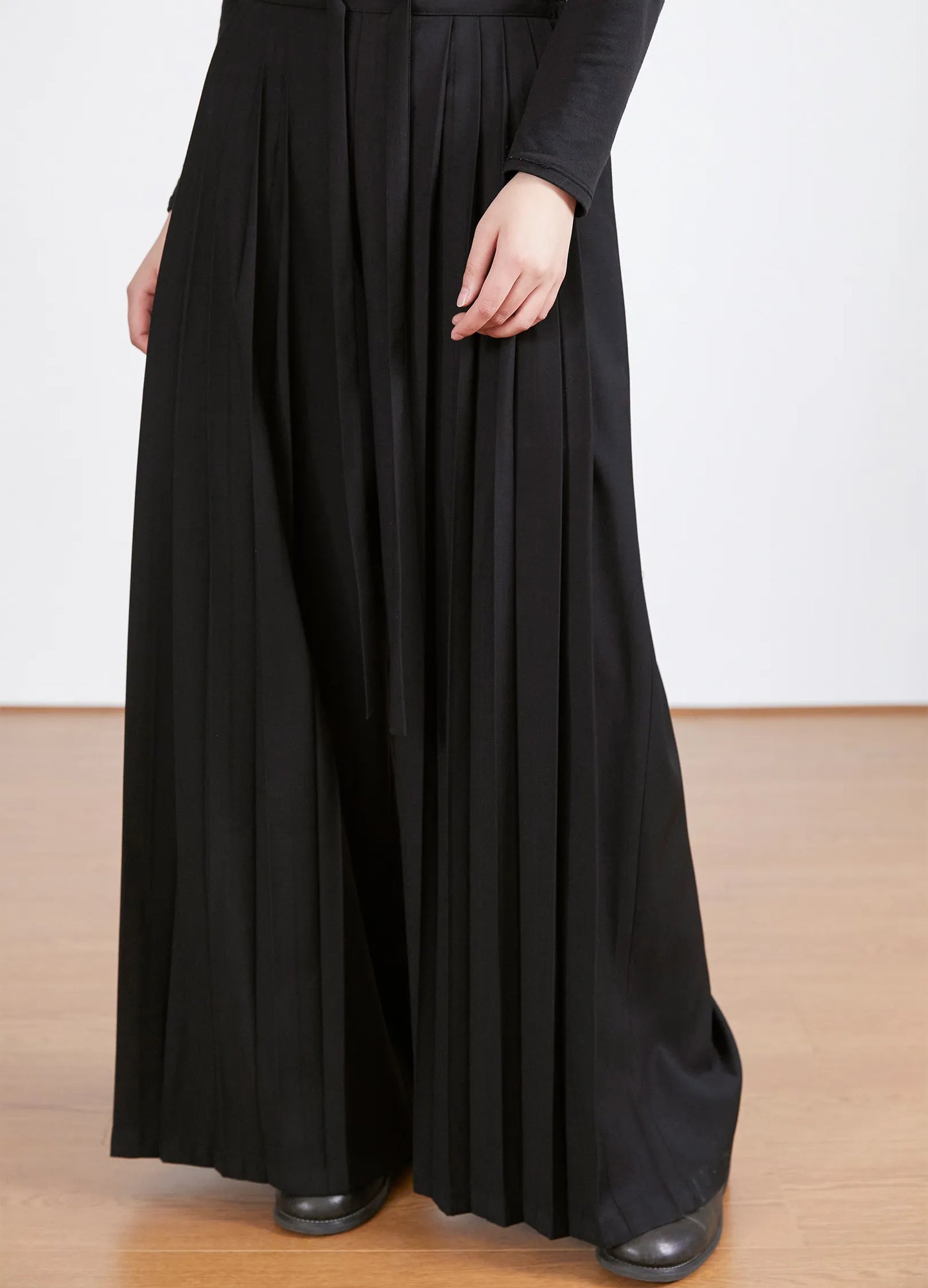 Pleated Wide Leg Trousers
