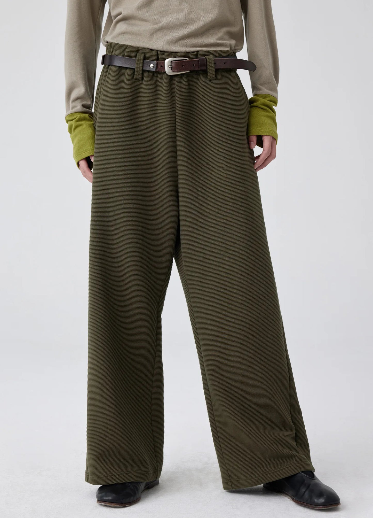 Shirred Loose Trousers