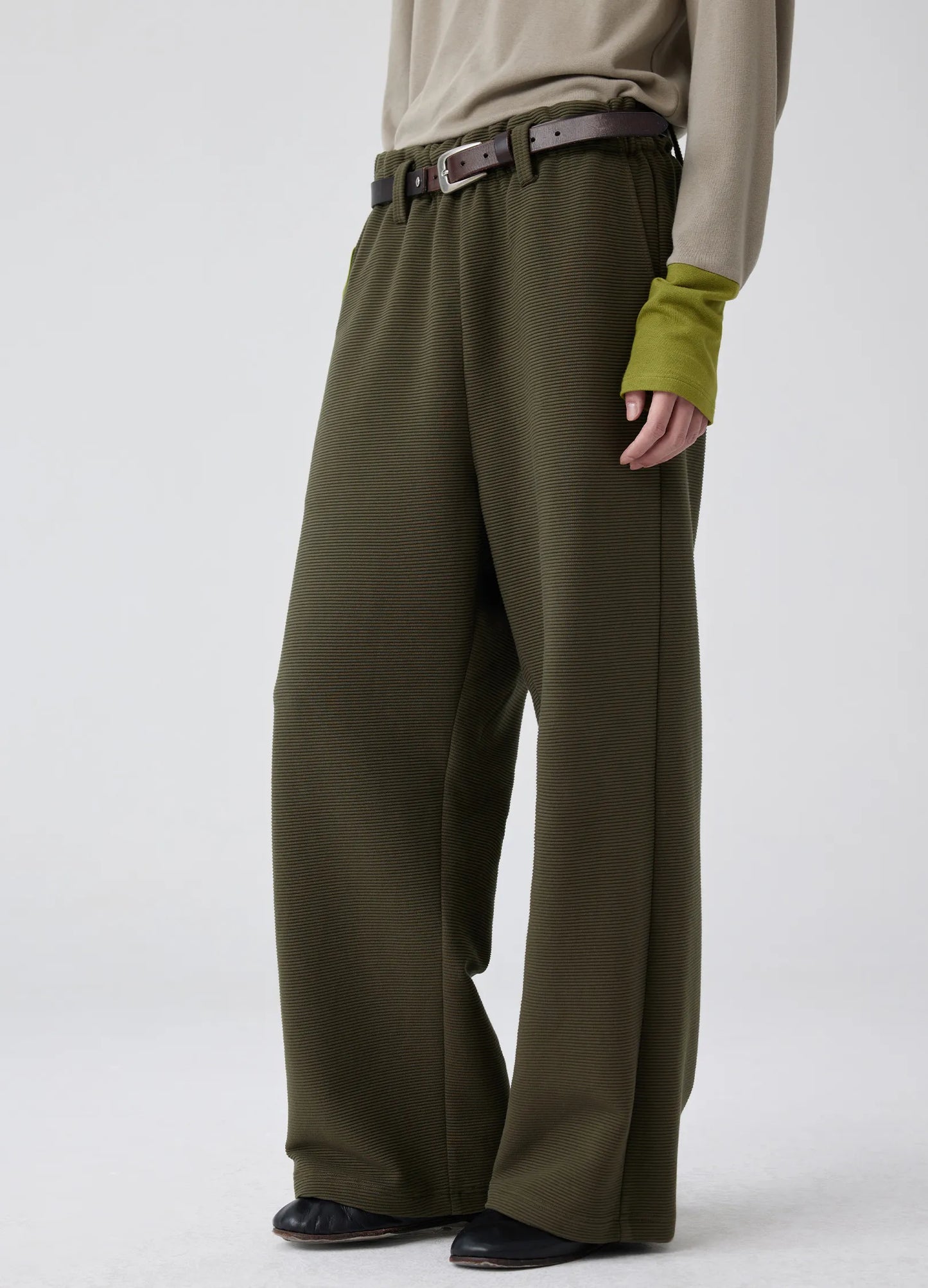 Shirred Loose Trousers