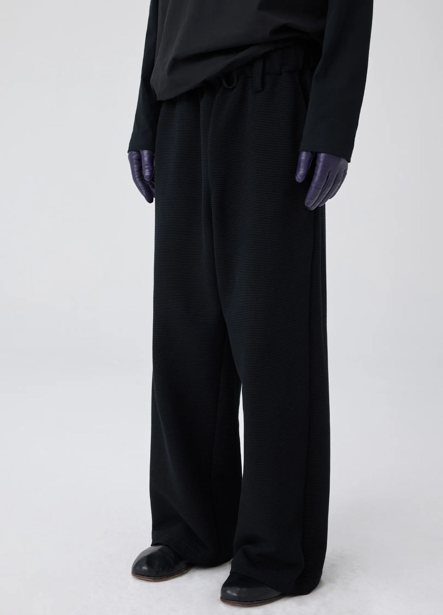 Shirred Loose Trousers