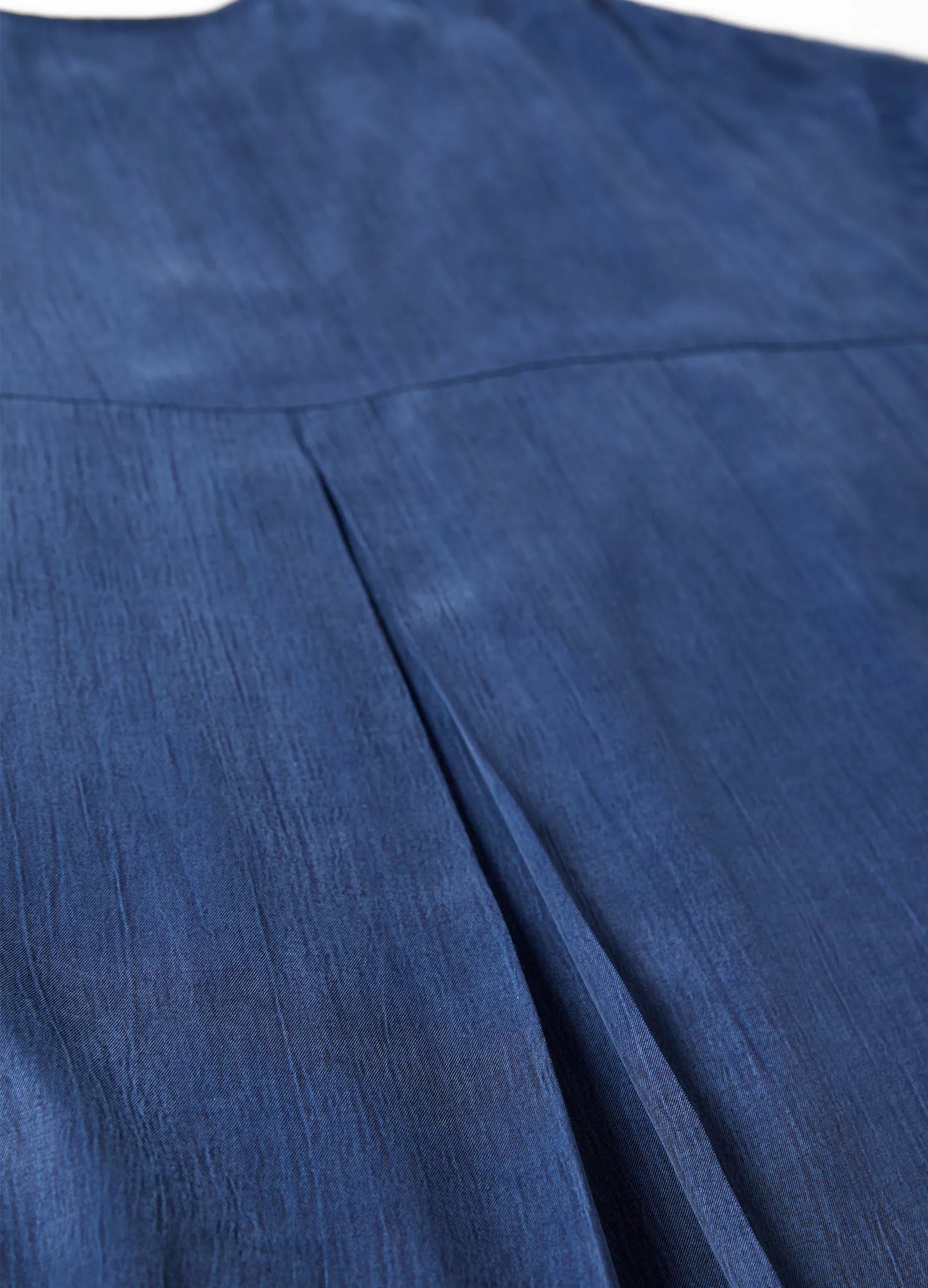 Traditional V Light Overshirt