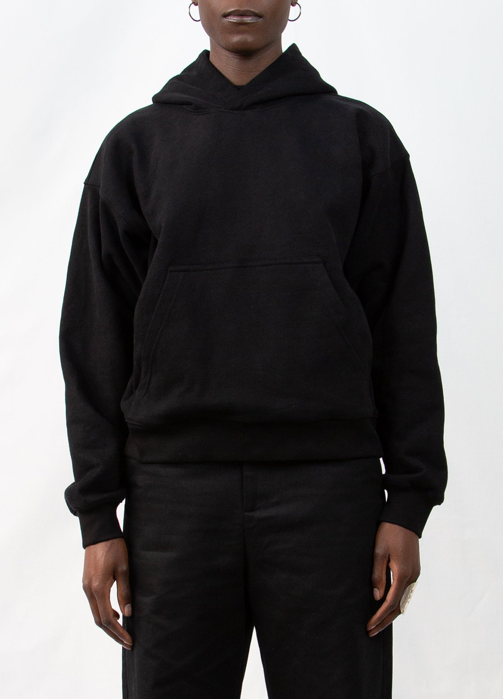Heavy black hoodie Verseas Essentials collection